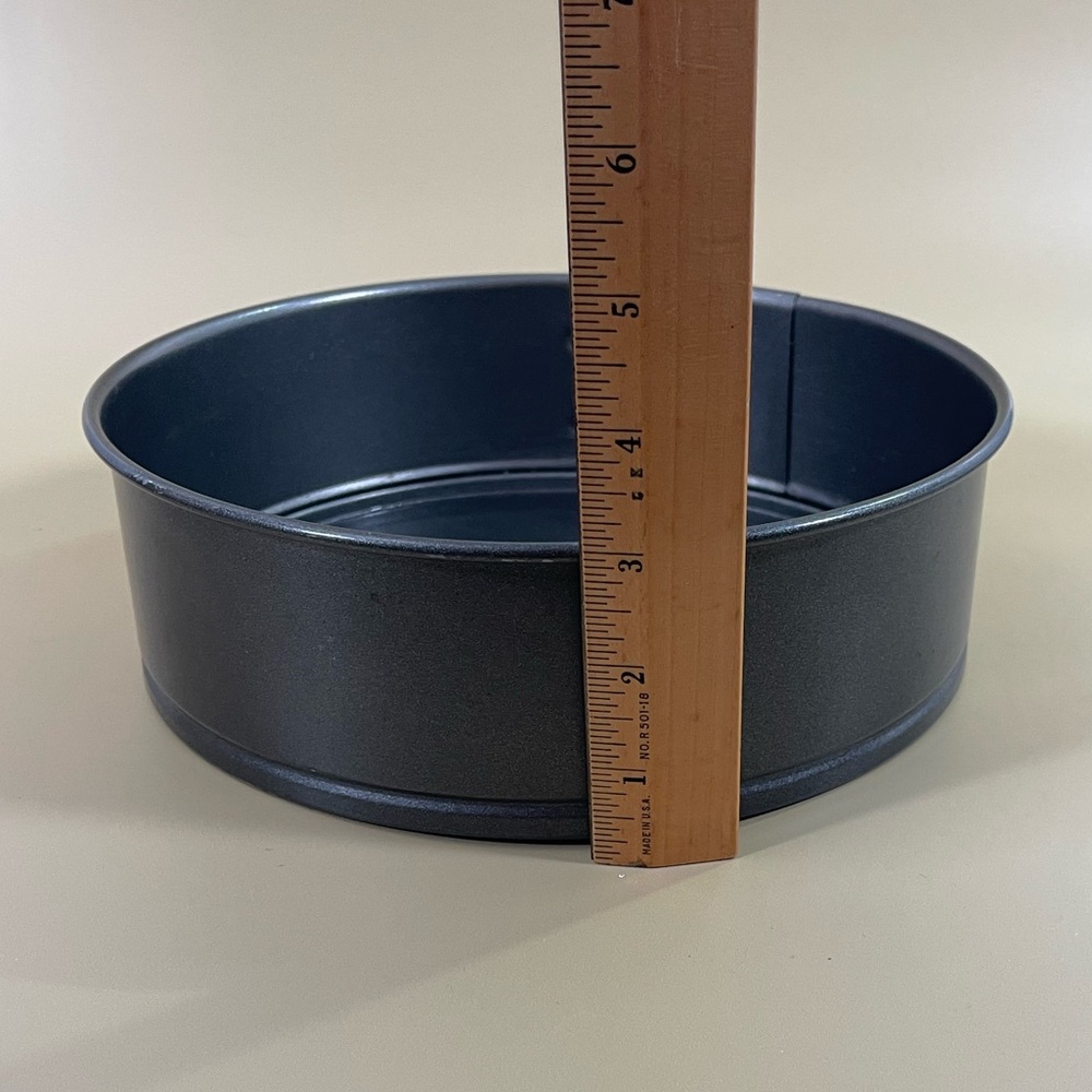 Springform Cheesecake Pan 9"x 3" - Picture 3 of 11